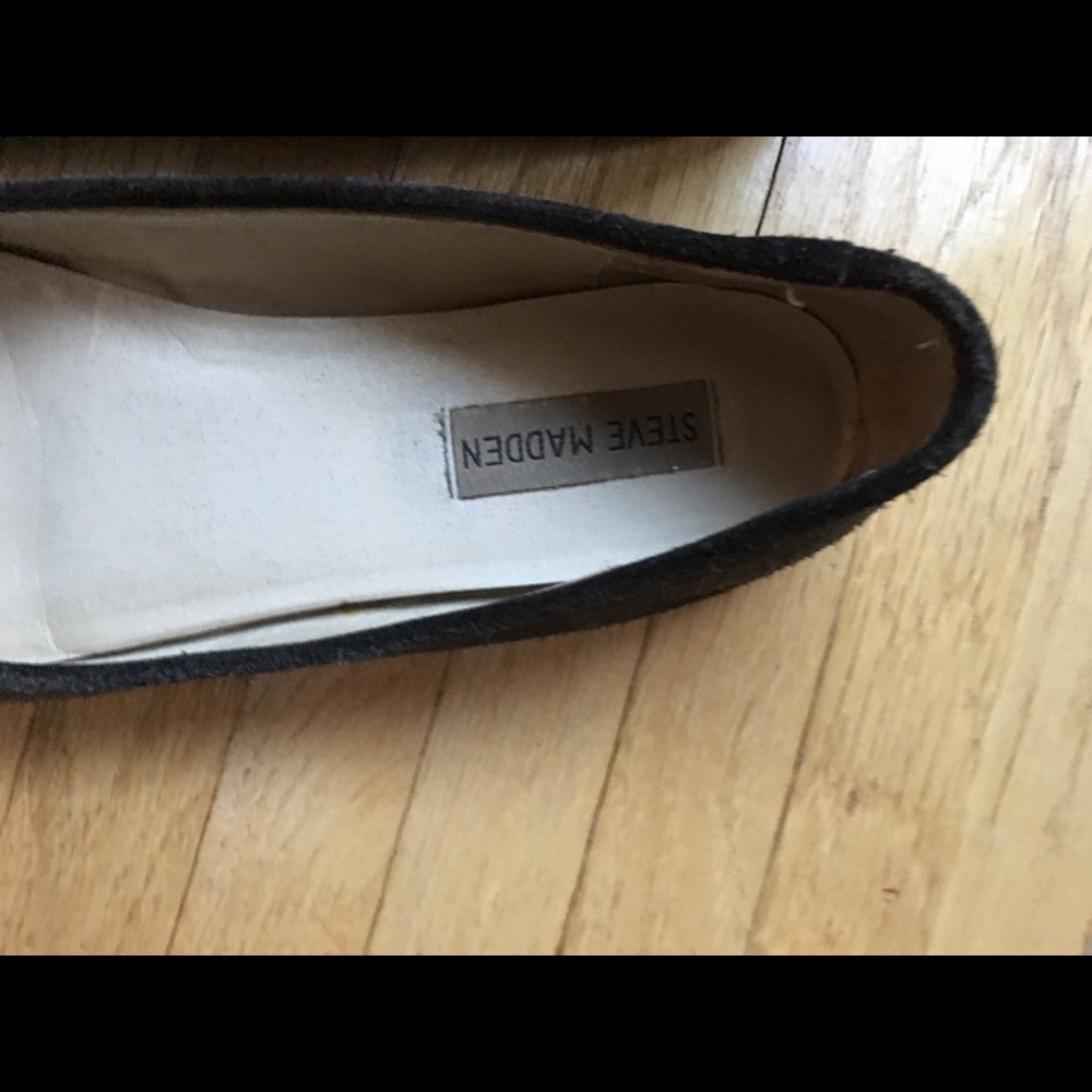 Steve Madden Bees Suede Ballet Flats - Picture 2 of 3